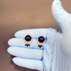 Post earrings with resin and rhinestones